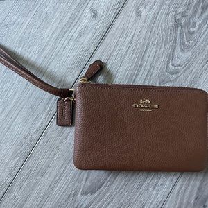 Coach Brown Leather double zip wristlet clutch
